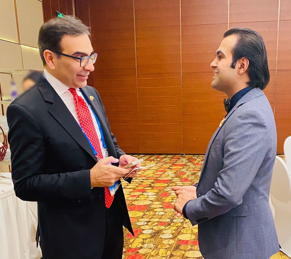 Yasir Bhambhani with Minister of Energy Pakistan